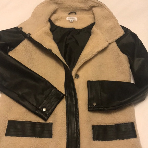 Barneys New York Jackets & Blazers - Barneys NEWORK teddy coat faux fur/shearling